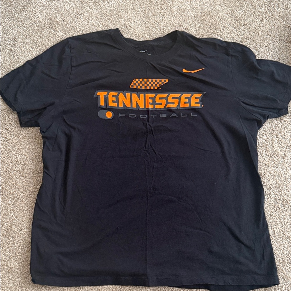 Nike Men’s Tennessee Football Dark Mode Tee